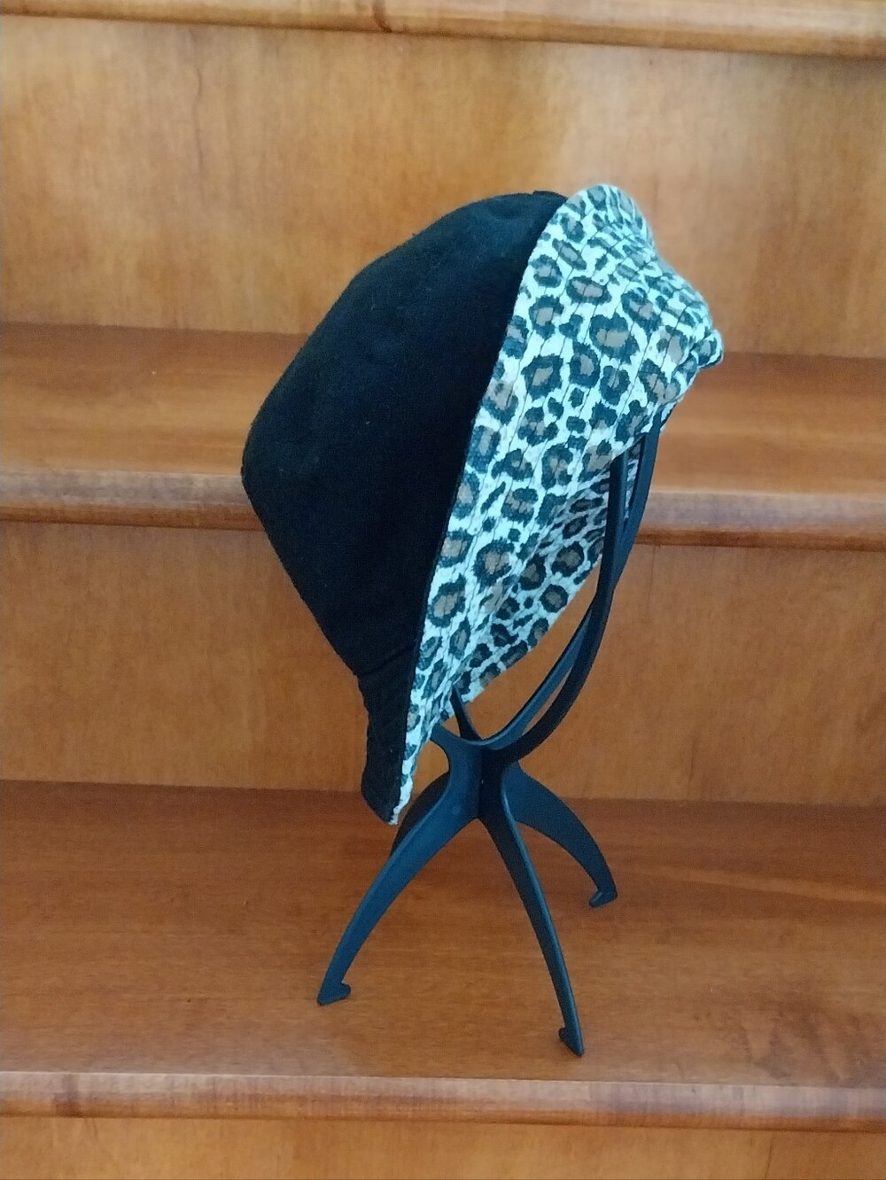 Reversible Leopard Print Bucket Hat - Brown & Black - Picture 2 of 6